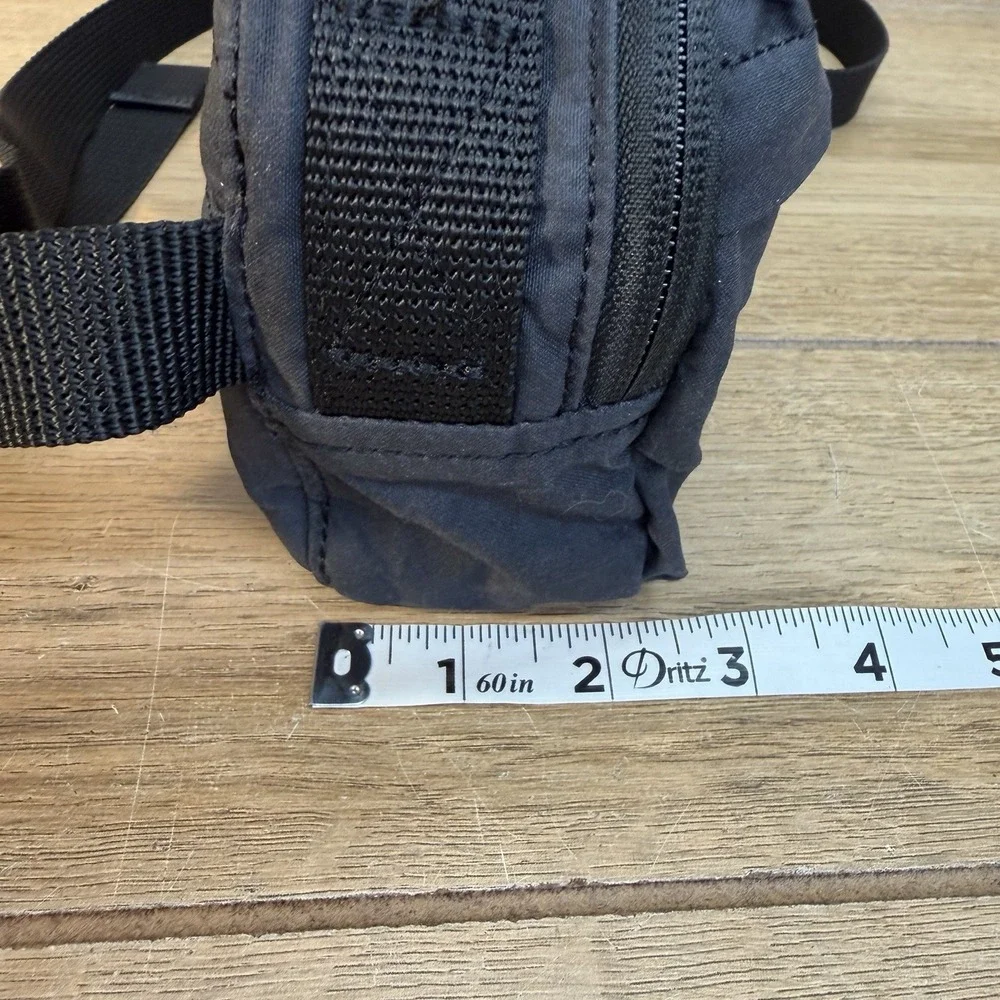 FjallRaven Kanken Hip Fanny Pack Compact Pockets Adjustable Strap Travel Black